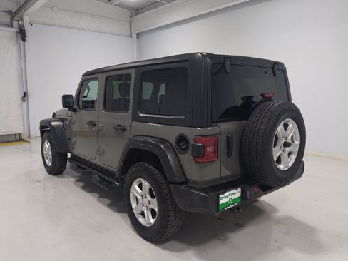 Used 2021 Jeep Wrangler Unlimited Sport AWD/4WD image 5