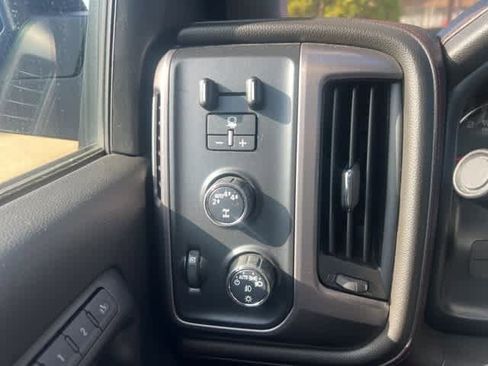 Used 2018 GMC Sierra 1500 SLT image 4