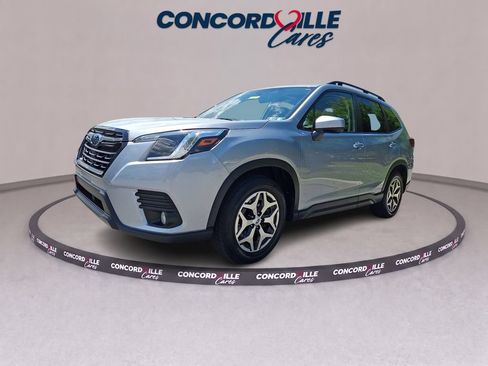 Used 2023 Subaru Forester Premium AWD/4WD image 4