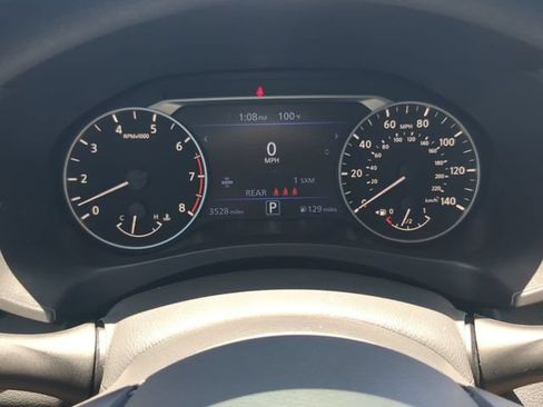 Used 2025 Nissan Altima 2.5 SV FWD image 27