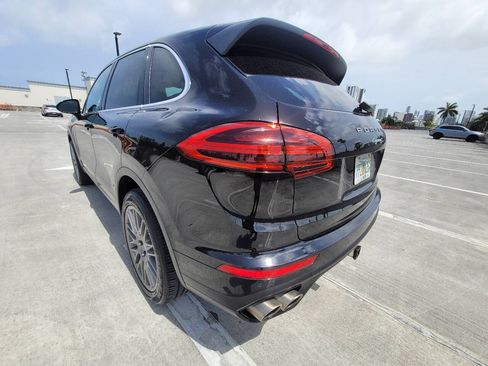 Used 2016 Porsche Cayenne S w/ Premium Plus Package AWD/4WD image 40