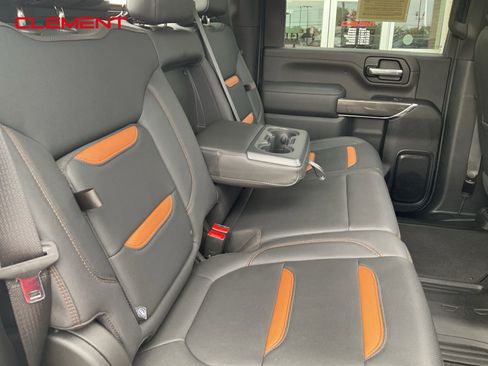 Used 2023 GMC Sierra 2500 AT4 w/ AT4 Premium Plus Package image 30