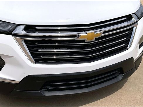 Used 2023 Chevrolet Traverse LT FWD image 31