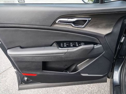 Certified 2025 Kia Sportage X-Line AWD/4WD image 21