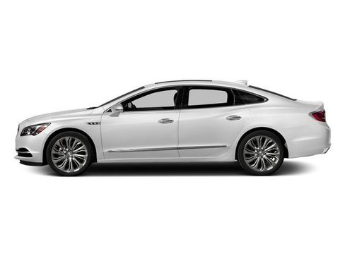 Used 2017 Buick LaCrosse Essence FWD image 3