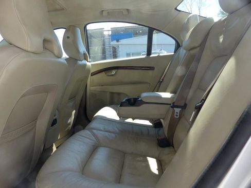 Used 2007 Volvo S80 3.2 image 12