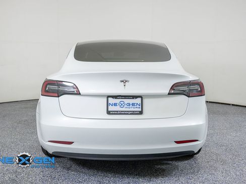 Used 2023 Tesla Model 3 Standard Range RWD image 6