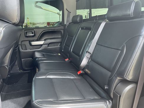 Used 2016 Chevrolet Silverado 1500 LT w/ Texas Edition RWD image 10
