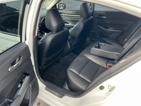 Used 2021 Nissan Altima 2.5 Platinum image 18