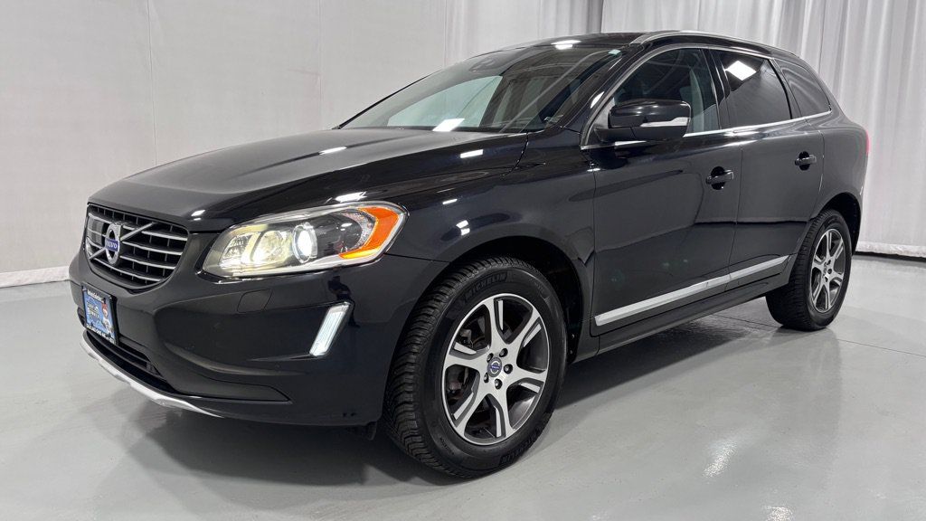 Used 2015 Volvo XC60 T6 Platinum AWD/4WD image 1
