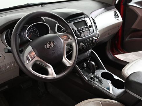 Used 2013 Hyundai Tucson GLS AWD/4WD image 11