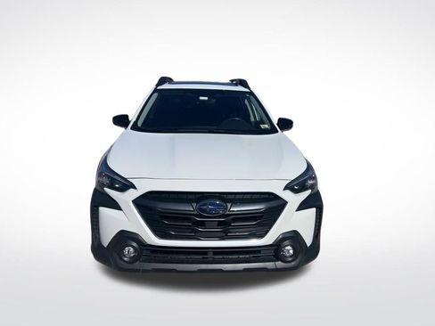 Used 2023 Subaru Outback Premium image 4