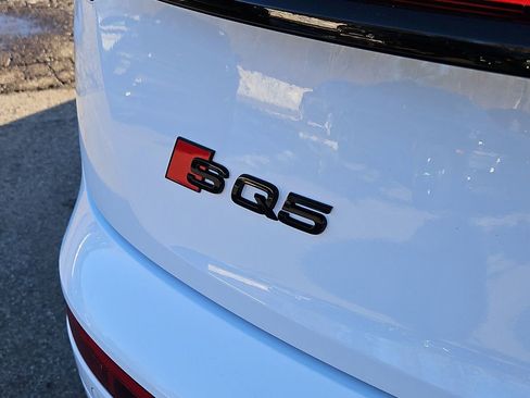 Used 2025 Audi SQ5 Premium Plus w/ Premium Plus Package image 12