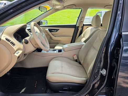 Used 2017 Nissan Altima 2.5 S w/ Power Driver Seat Package FWD image 8