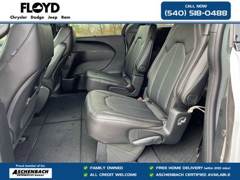 New 2026 Chrysler Pacifica Select w/ S Appearance Package image 22