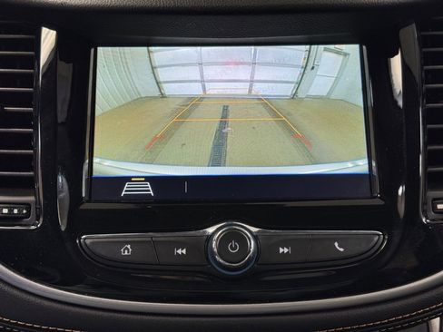 Used 2018 Chevrolet Trax LT w/ LT Convenience Package image 35