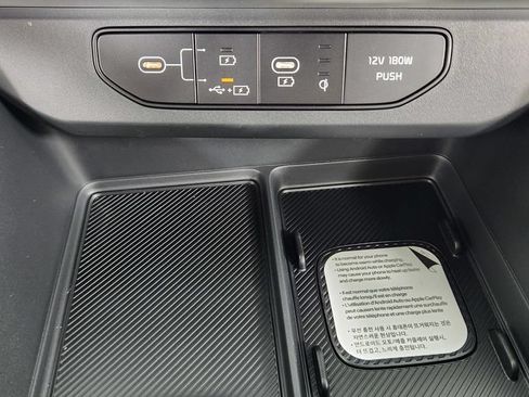 New 2027 Kia Carnival SX w/ Dark Edition Package FWD image 33