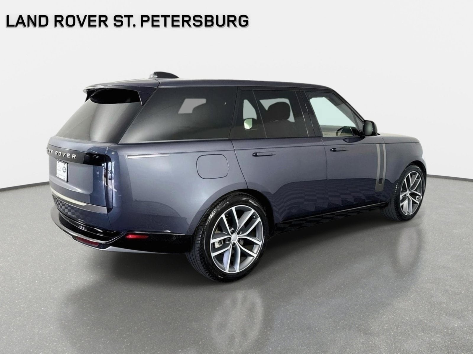 Used 2024 Land Rover Range Rover SE AWD/4WD image 5