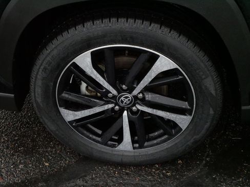 Used 2023 Toyota Corolla Cross XSE image 15