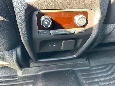 Certified 2024 Chevrolet Traverse RS image 12