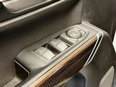 Used 2019 Chevrolet Silverado 1500 LT w/ All-Star Edition image 17