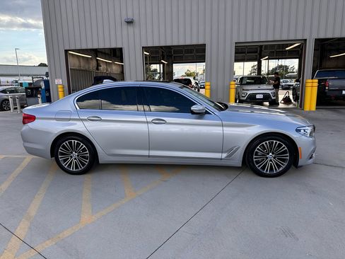 Used 2018 BMW 530i 530i image 9