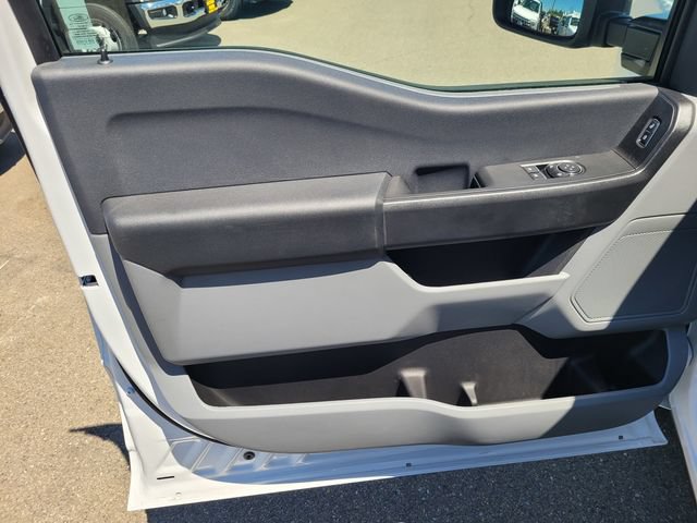 New 2026 Ford F350 XL w/ XL Chrome Package RWD image 6