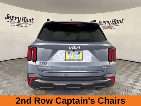 Used 2024 Kia Sorento SX image 6