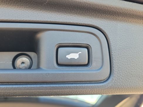 Used 2021 Honda Pilot Elite image 12