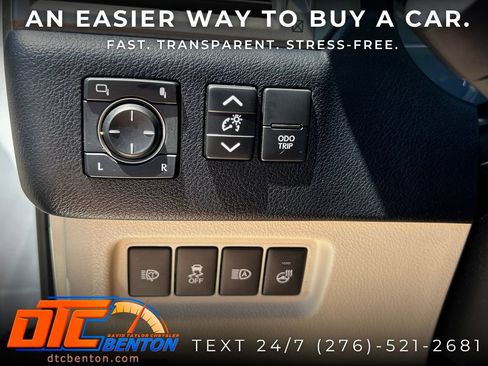 Used 2021 Lexus GX 460 Premium w/ Premium Package AWD/4WD image 26