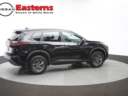 Used 2023 Nissan Rogue S AWD/4WD image 40