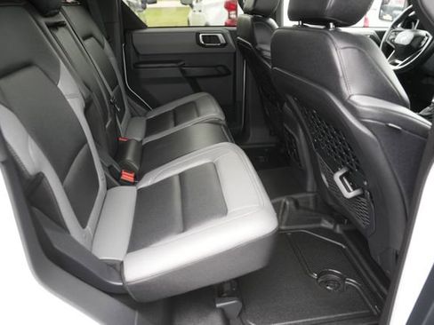 Used 2024 Ford Bronco Big Bend image 15
