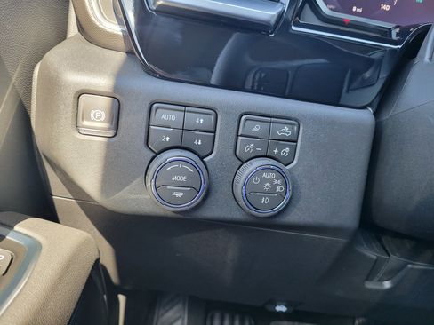 New 2026 Chevrolet Silverado 2500 LT w/ Trail Boss Package AWD/4WD image 21