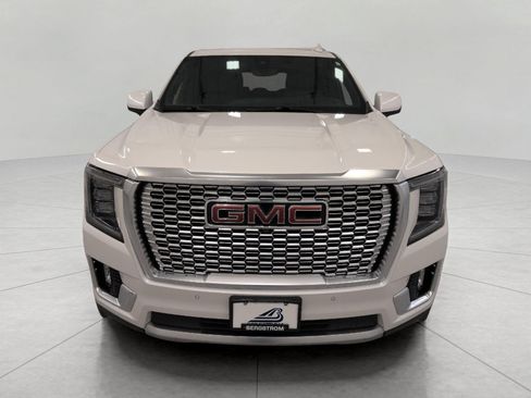 Used 2022 GMC Yukon Denali w/ Denali Ultimate Package AWD/4WD image 13