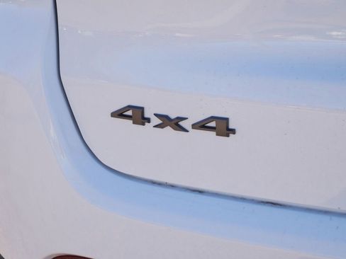 New 2026 Jeep Compass Latitude AWD/4WD image 14