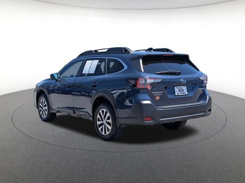 Used 2025 Subaru Outback Premium AWD/4WD image 10
