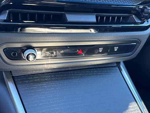 New 2026 BMW 330i Sedan w/ Premium Package image 31