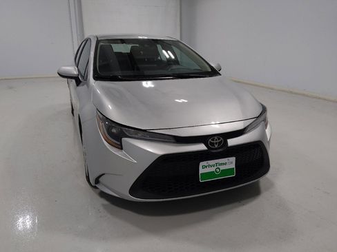 Used 2021 Toyota Corolla LE image 14