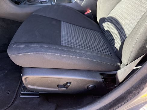 Used 2023 Dodge Charger R/T w/ Blacktop Package image 28