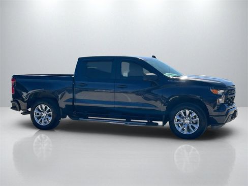 Used 2022 Chevrolet Silverado 1500 Custom image 4