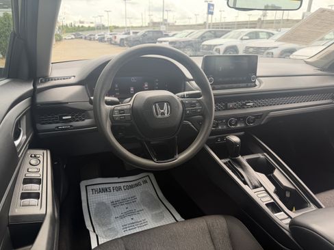 Used 2024 Honda Accord EX image 24