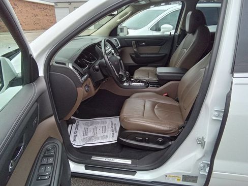 Used 2017 GMC Acadia Limited SLT image 15