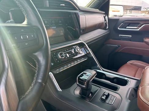Used 2023 GMC Sierra 1500 Denali Ultimate image 13