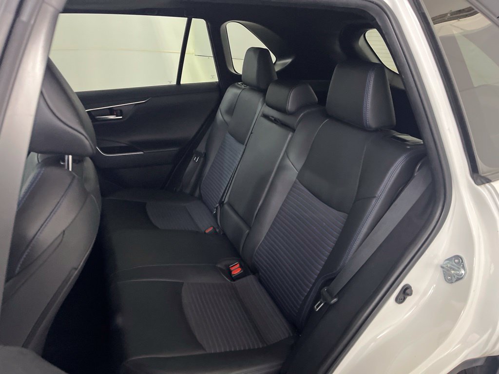 Used 2025 Toyota RAV4 XSE AWD/4WD image 21