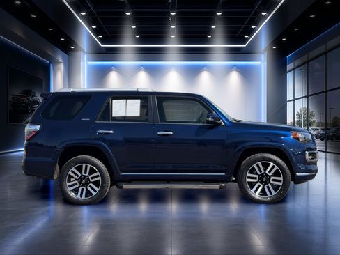 Used 2023 Toyota 4Runner Limited AWD/4WD image 3