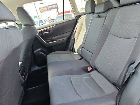 Used 2023 Toyota RAV4 XLE FWD image 16