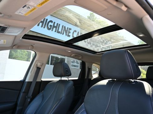 Used 2021 Acura RDX AWD w/ Technology Package image 3