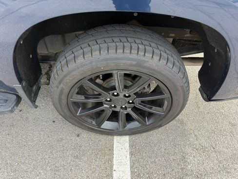 Used 2019 Chevrolet Silverado 1500 High Country image 6