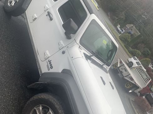 Used 2021 Jeep Wrangler Unlimited Sport w/ Cold Weather Group image 7