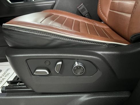 Used 2024 GMC Sierra 1500 Denali Ultimate image 26